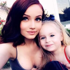 Meet your Posher, Alla